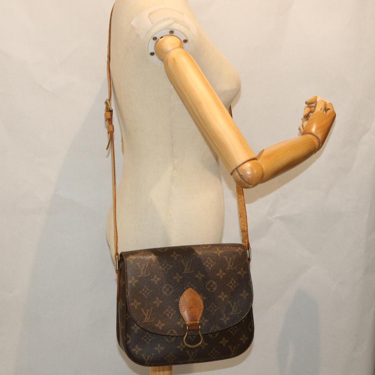 LOUIS VUITTON Monogram Saint Cloud GM Shoulder Bag M51242 LV Auth yk8938