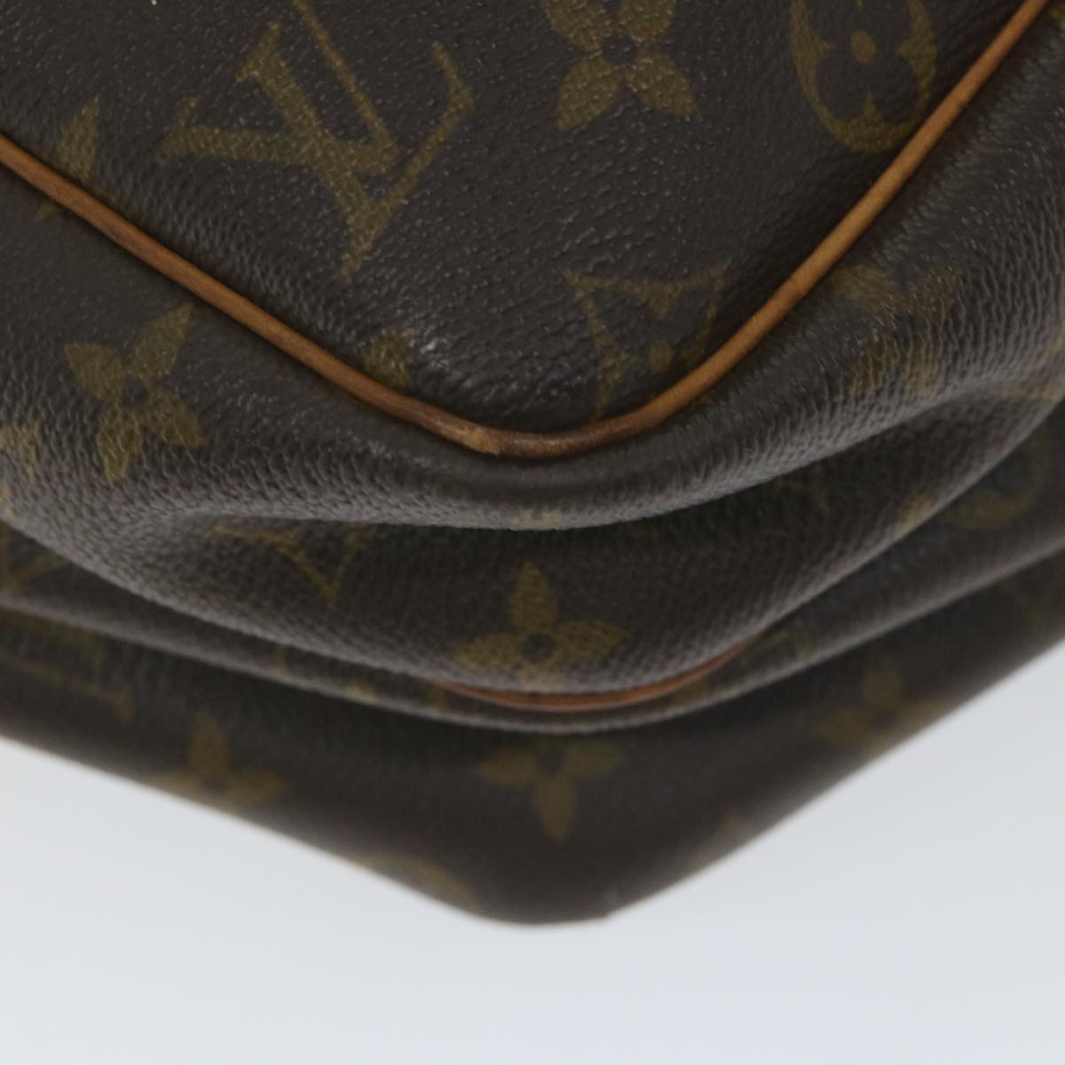 LOUIS VUITTON Monogram Reporter GM Shoulder Bag M45252 LV Auth yk9023