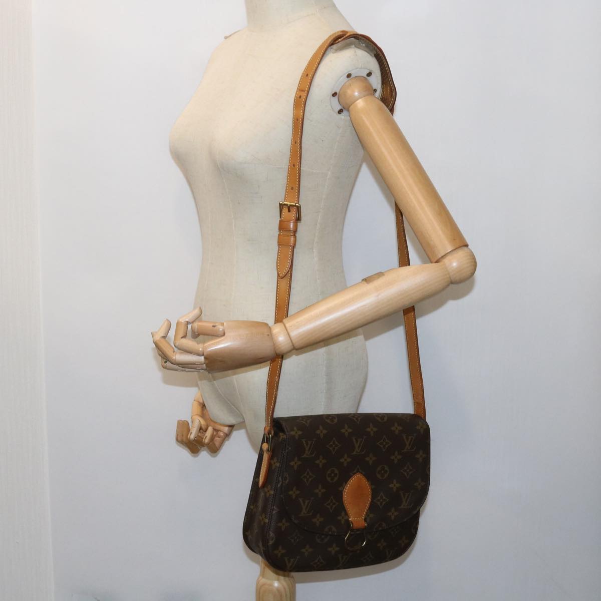 LOUIS VUITTON Monogram Saint Cloud GM Shoulder Bag M51242 LV Auth yk9049