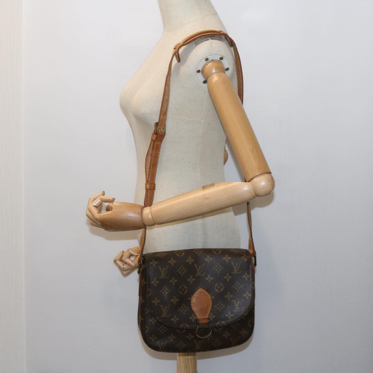 LOUIS VUITTON Monogram Saint Cloud GM Shoulder Bag M51242 LV Auth yk9262