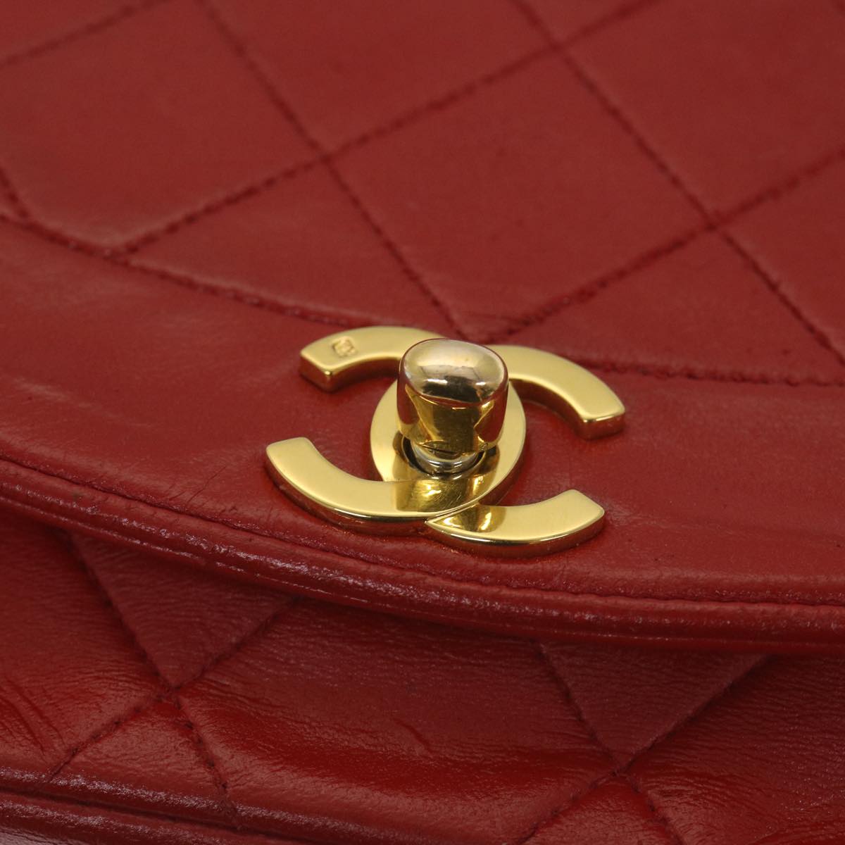 CHANEL Turn Lock Chain Diana Shoulder Bag Lamb Skin Red CC Auth yk9326