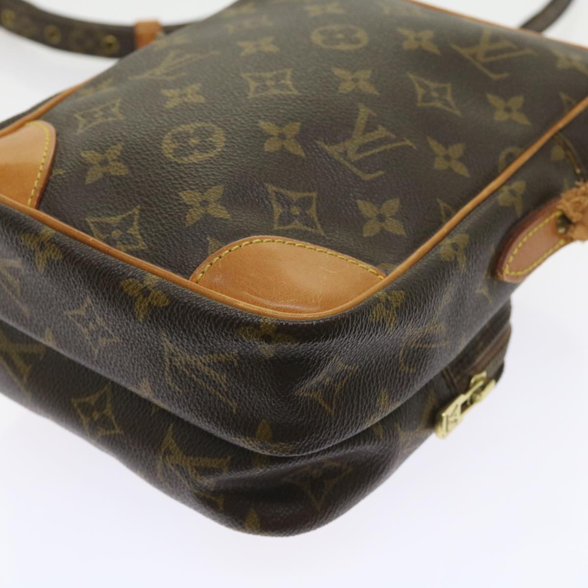 LOUIS VUITTON Monogram Amazon Shoulder Bag M45236 LV Auth yk9331