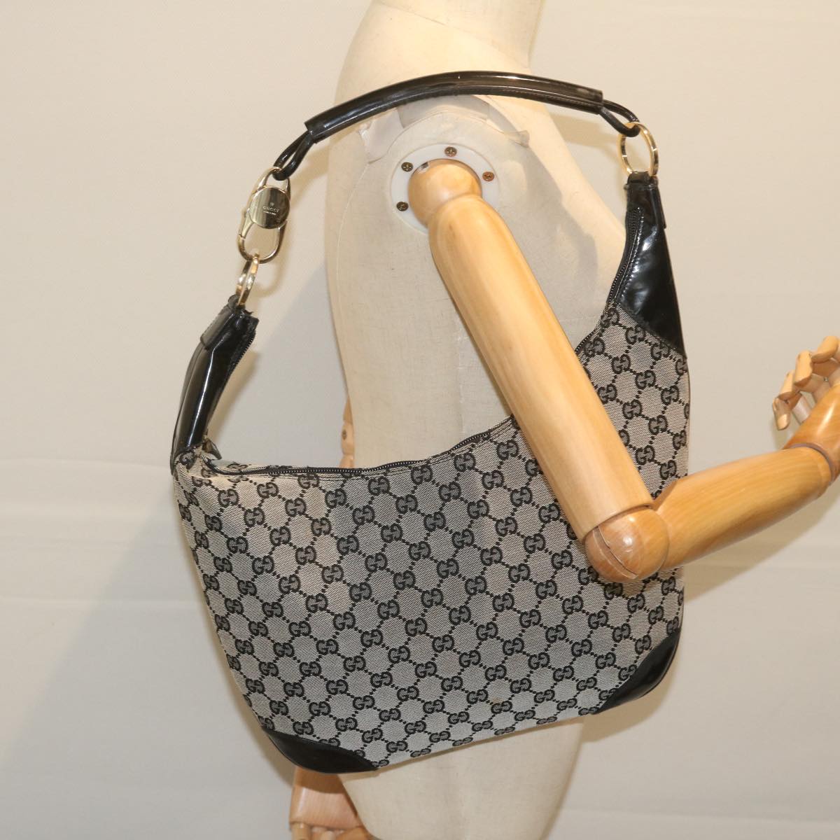 GUCCI GG Canvas Shoulder Bag Gray 001 4157 Auth yk9622