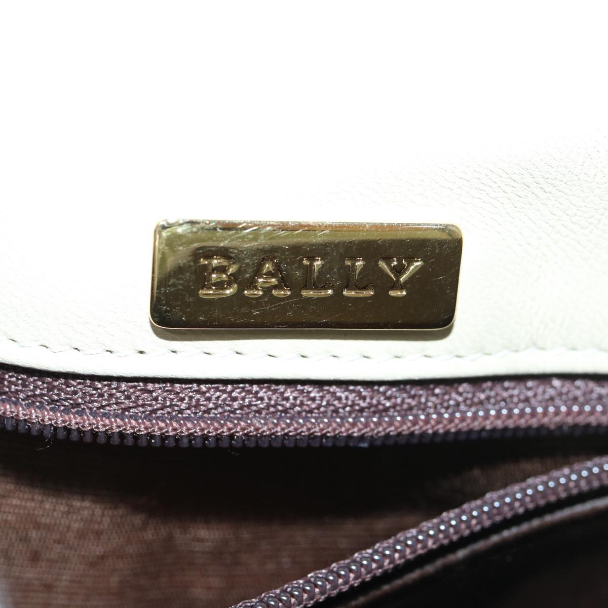 BALLY Quilted Chain Shoulder Bag Leather Beige Auth yk9643