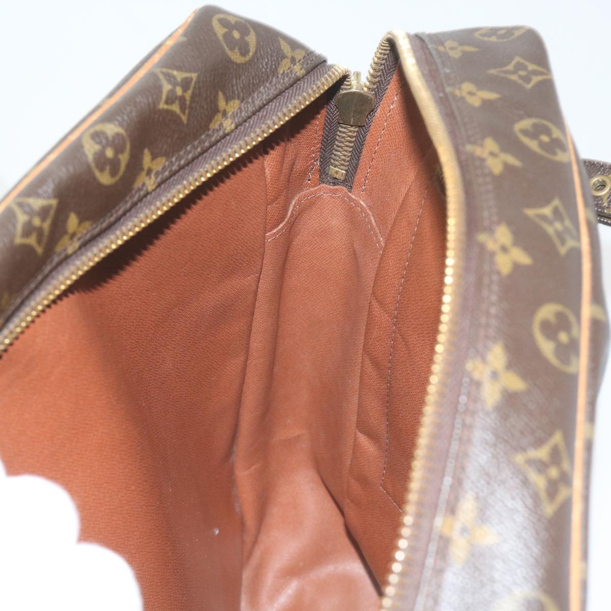 LOUIS VUITTON Monogram Danube GM Shoulder Bag M45262 LV Auth yk9665