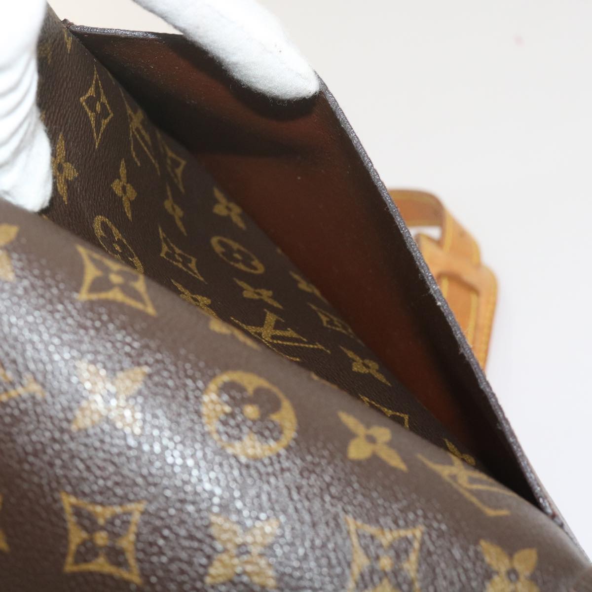 LOUIS VUITTON Monogram Saint Cloud GM Shoulder Bag M51242 LV Auth yk9955