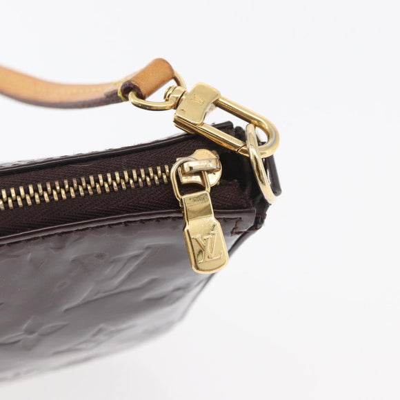 LOUIS VUITTON Vernis Pochette Accessoires Pouch Amarante M91576 LV Auth YKZ1011A