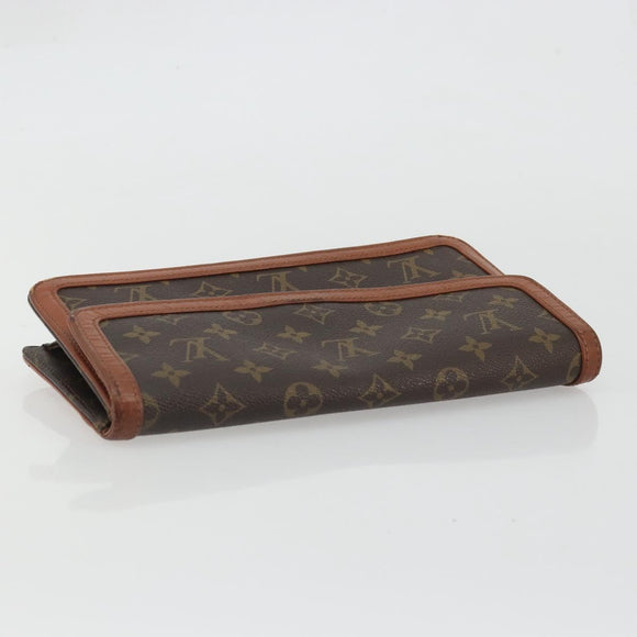 LOUIS VUITTON Monogram Pochette Dam PM Clutch Bag M51812 LV Auth YKZ1212