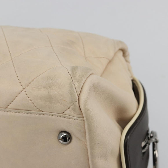 CHANEL Matelasse Boston Tasche Lammleder Elfenbein Silberfarbene CC Auth YKZ1338A
