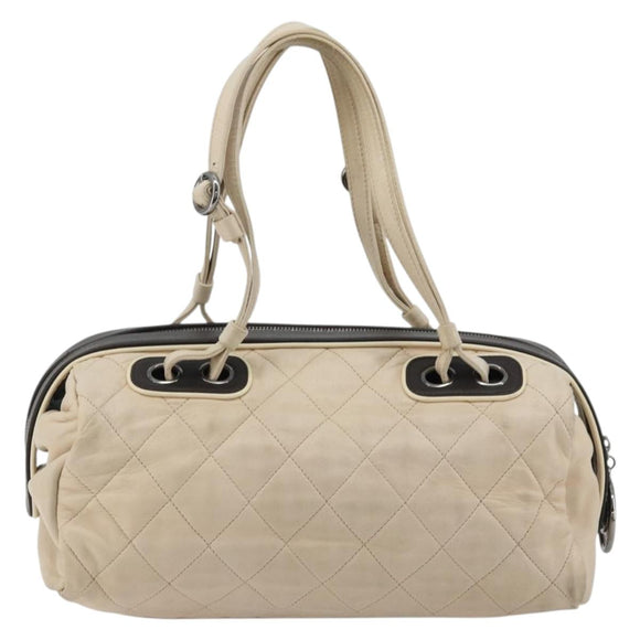 CHANEL Matelasse Boston Tasche Lammleder Elfenbein Silberfarbene CC Auth YKZ1338A