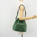 LOUIS VUITTON Epi Petit Noe Umhängetasche Grün M44104 LV Auth YKZ1495-19