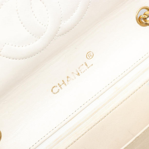 CHANEL Matelasse Chain Shoulder Bag Lamb Skin White Gold CC Auth YKZ1616