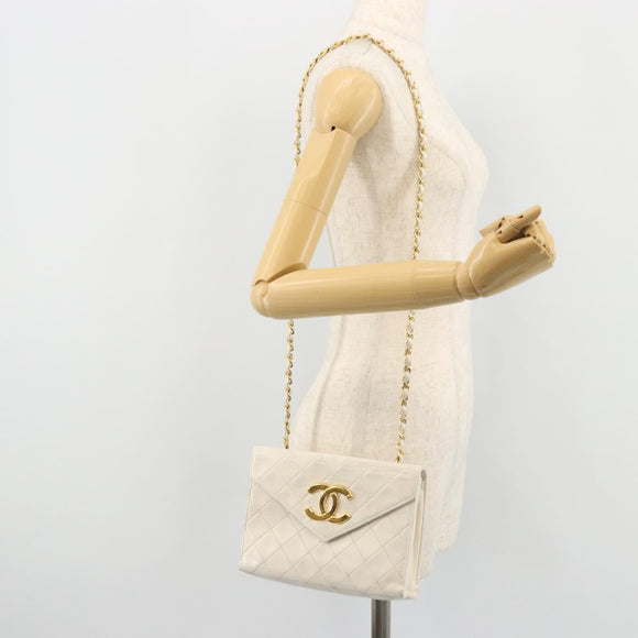 CHANEL Matelasse Chain Shoulder Bag Lamb Skin White Gold CC Auth YKZ1616