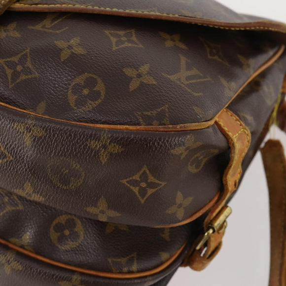 LOUIS VUITTON Monogram Saumur 30 Shoulder Bag M42256 LV Auth YKZ280