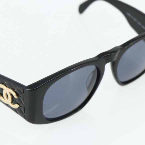 CHANEL Sunglasses plastic Black CC Auth YKZ400