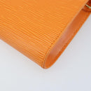 LOUIS VUITTON Epi Pochette Accessoires Pouch Orange Mandarin M5294H Auth YKZ750V-16