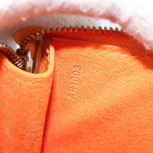 LOUIS VUITTON Epi Pochette Accessoires Pouch Orange Mandarin M5294H Auth YKZ750V