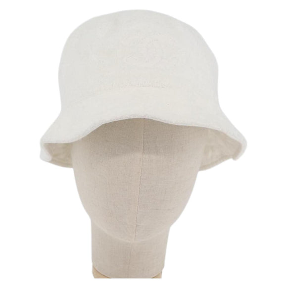 CHANEL COCO Mark Hat Pile White CC Auth YKZ968A