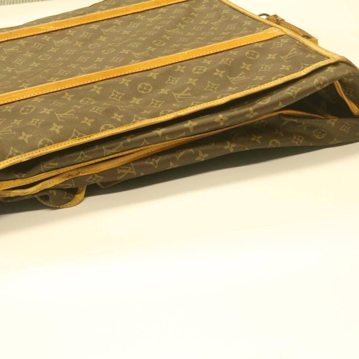 LOUIS VUITTON Monogram Carry Suiter Garment Cover M23522 LV Auth 20644