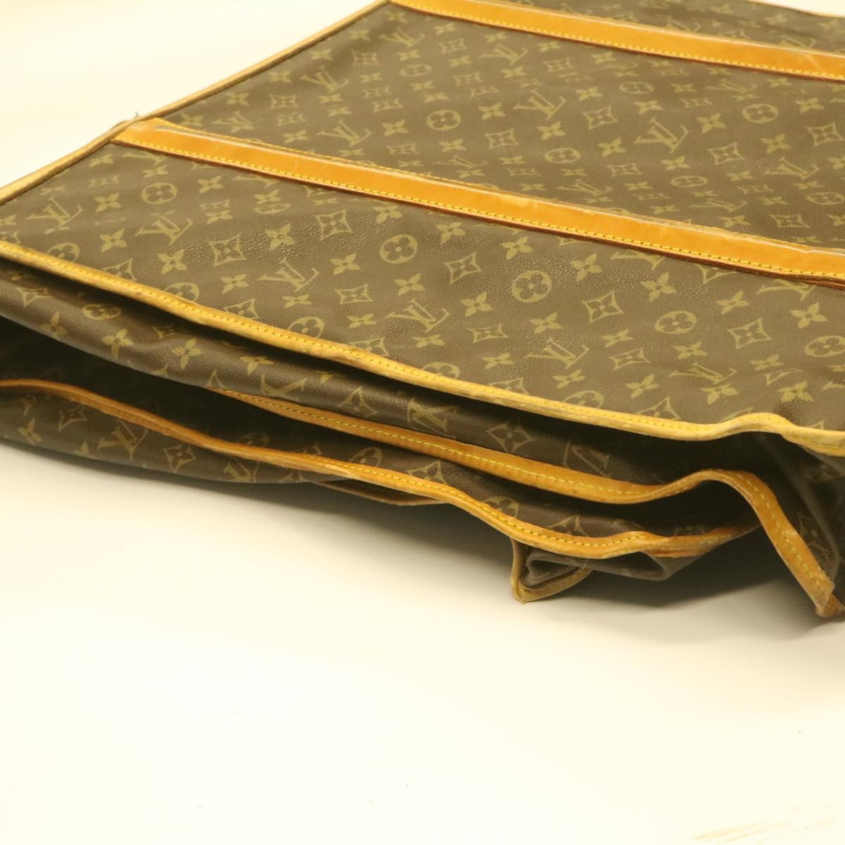 LOUIS VUITTON Monogram Carry Suiter Garment Cover M23522 LV Auth 20644