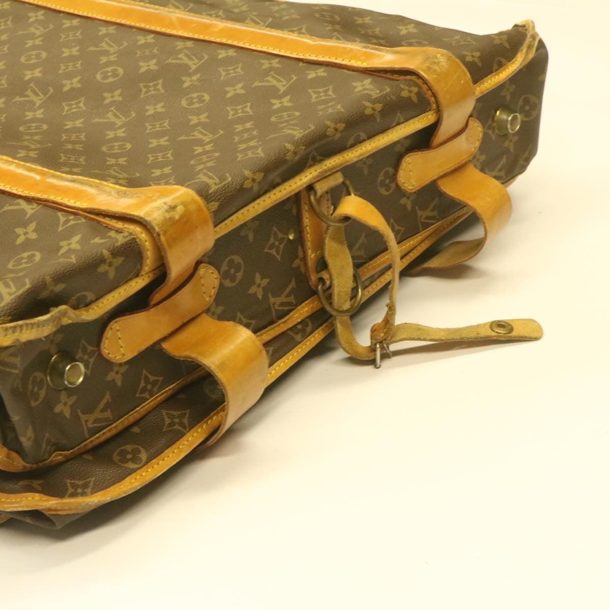 LOUIS VUITTON Monogram Carry Suiter Garment Cover M23522 LV Auth 20644