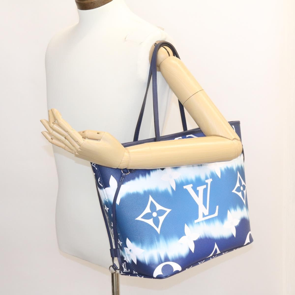 LOUIS VUITTON Monogram Escal Neverfull MM Tote Bag Blue M45128 LV Auth 26573A