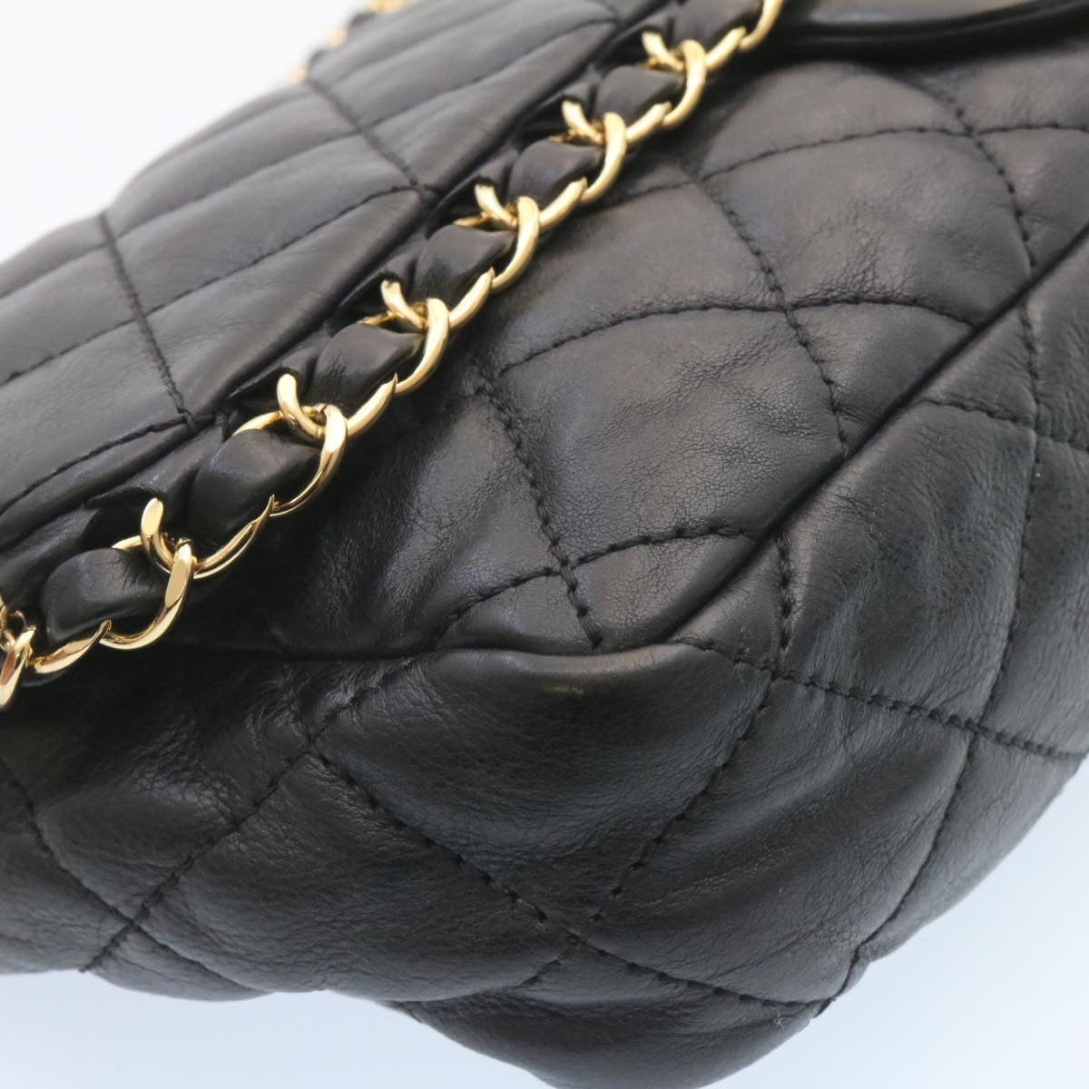 CHANEL Matelasse Chain Flap Shoulder Bag Lamb Skin Black Gold CC Auth 27027A