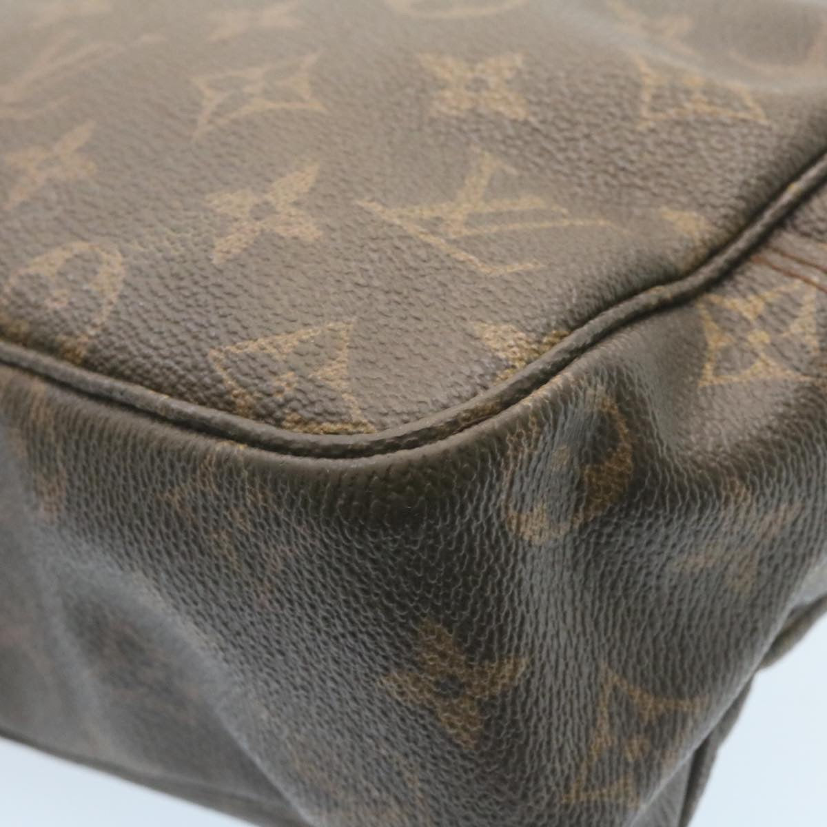 LOUIS VUITTON Monogram Trousse Toilette 28 Clutch Bag M47522 LV Auth 27331