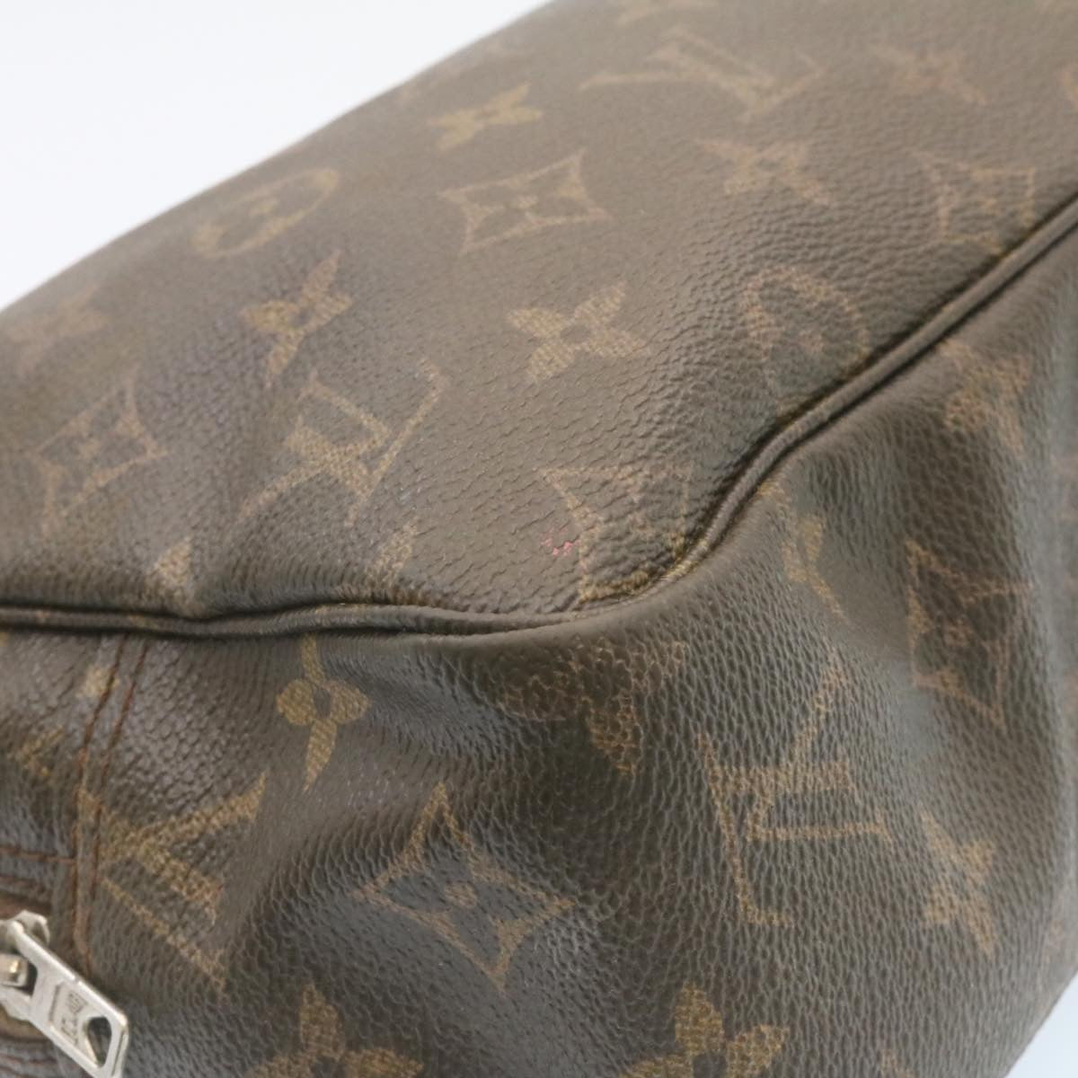 LOUIS VUITTON Monogram Trousse Toilette 28 Clutch Bag M47522 LV Auth 27331