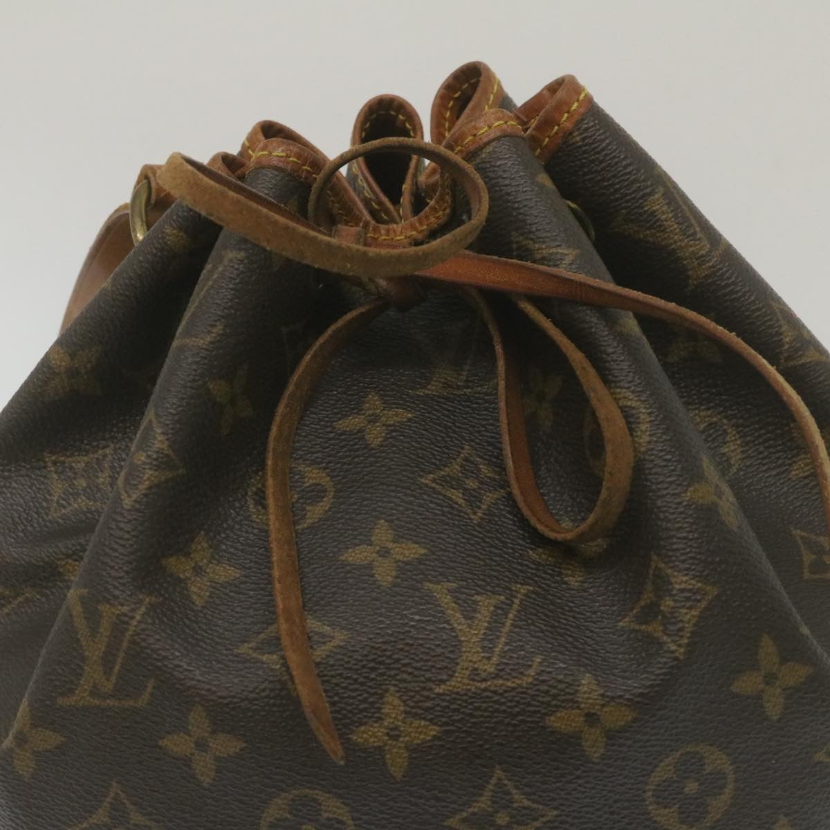 LOUIS VUITTON Monogram Petit Noe Shoulder Bag M42226 LV Auth 28502