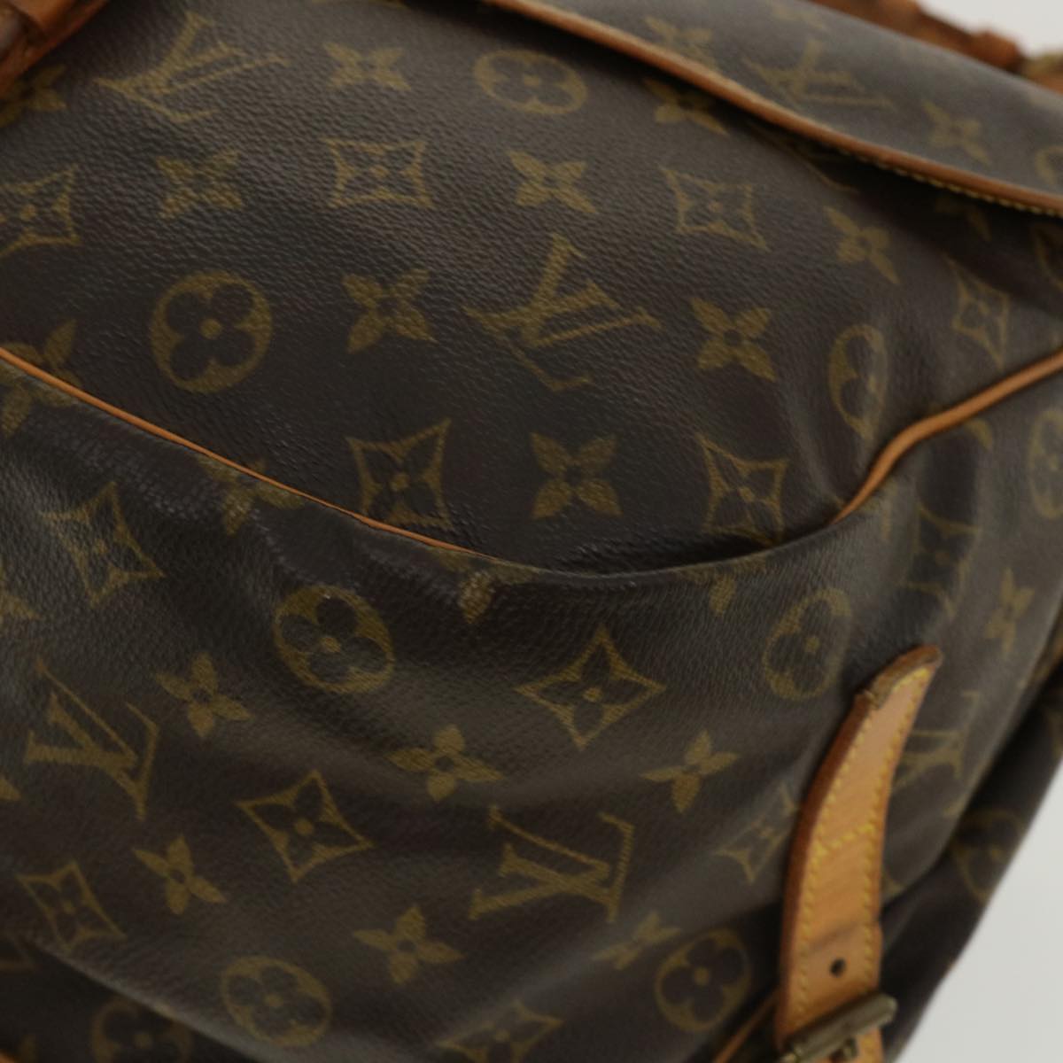 LOUIS VUITTON Monogram Saumur 35 Shoulder Bag M42254 LV Auth 28705