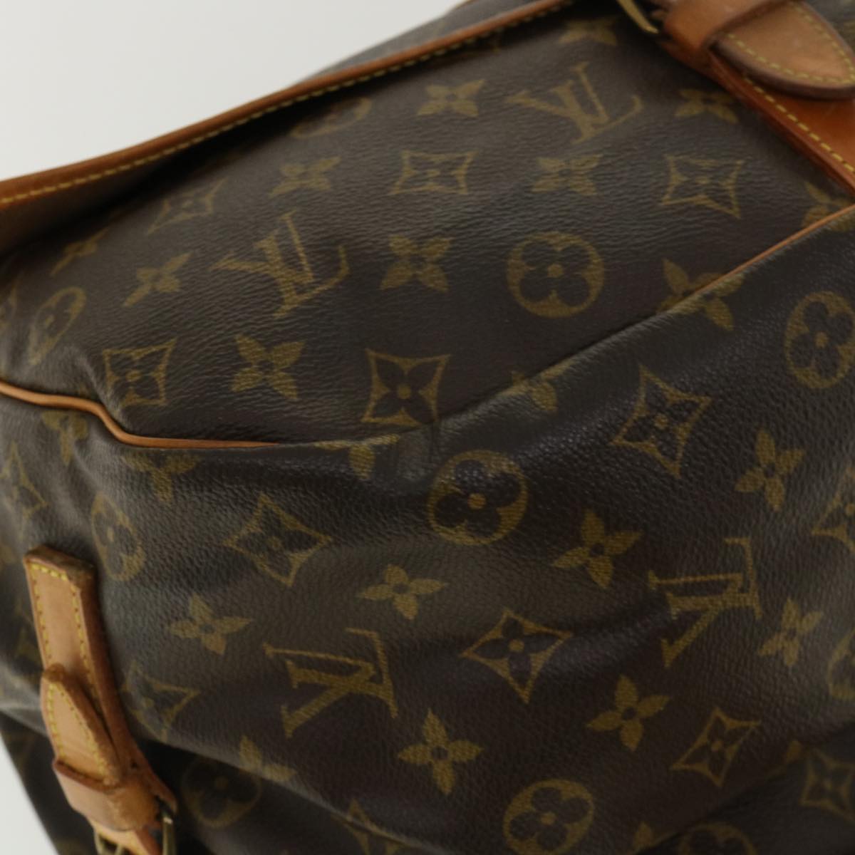 LOUIS VUITTON Monogram Saumur 35 Shoulder Bag M42254 LV Auth 28705