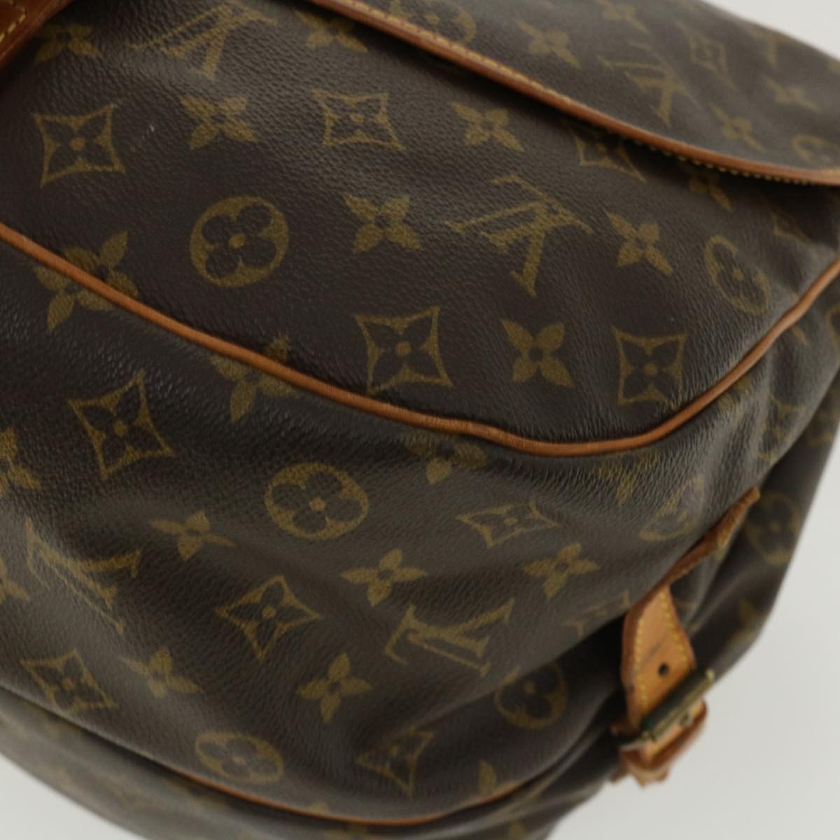 LOUIS VUITTON Monogram Saumur 35 Shoulder Bag M42254 LV Auth 28705