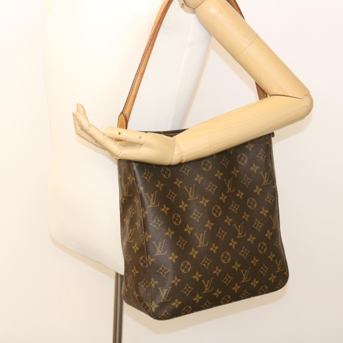 LOUIS VUITTON Monogram Looping GM Shoulder Bag M51145 LV Auth 28817