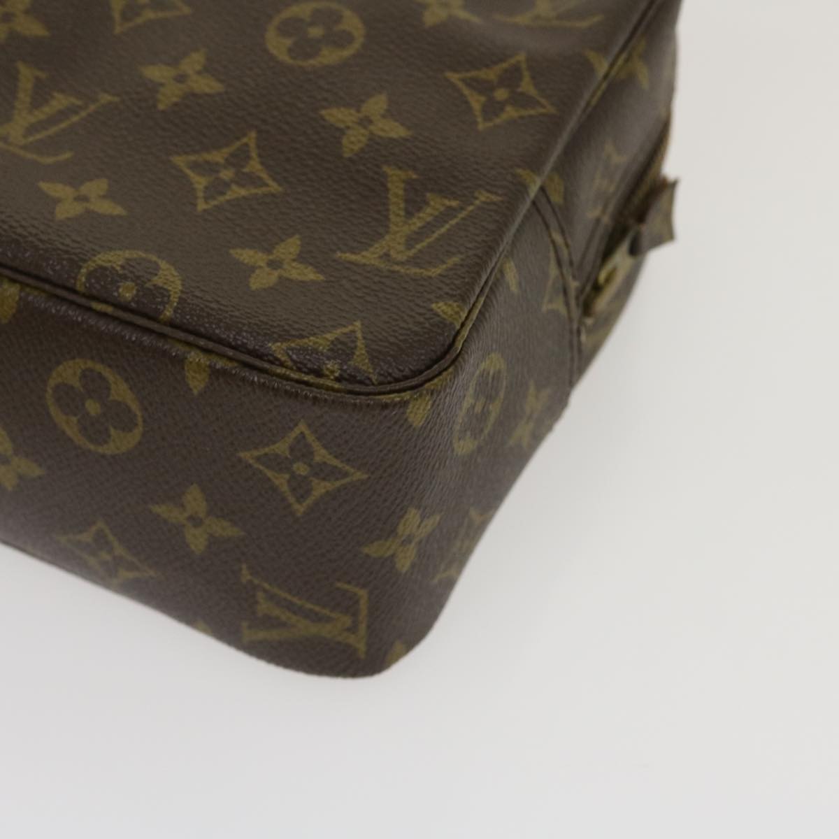 LOUIS VUITTON Monogram Trousse Toilette 28 Clutch Bag M47522 LV Auth 29575A