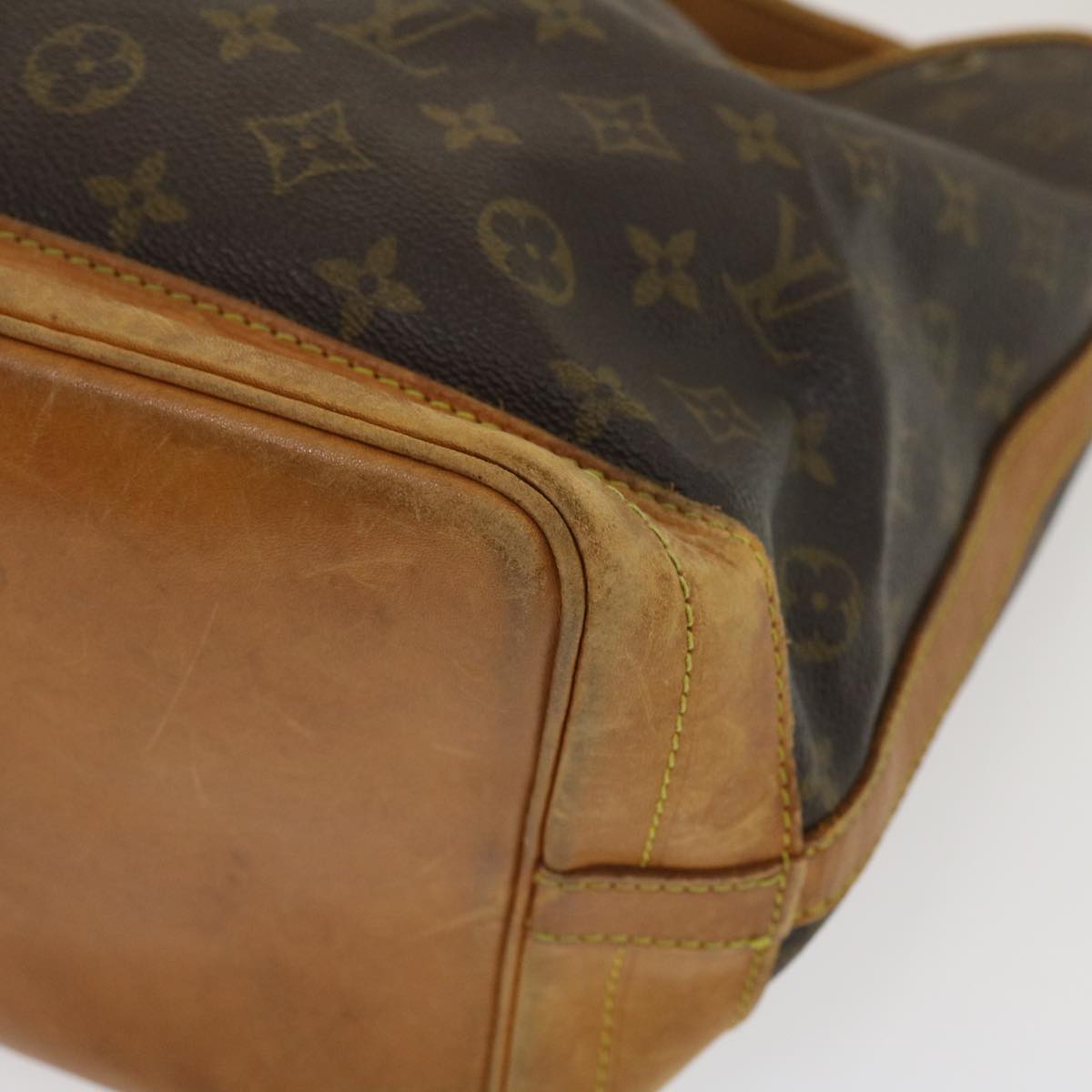 LOUIS VUITTON Monogram Noe Shoulder Bag M42224 LV Auth 29624