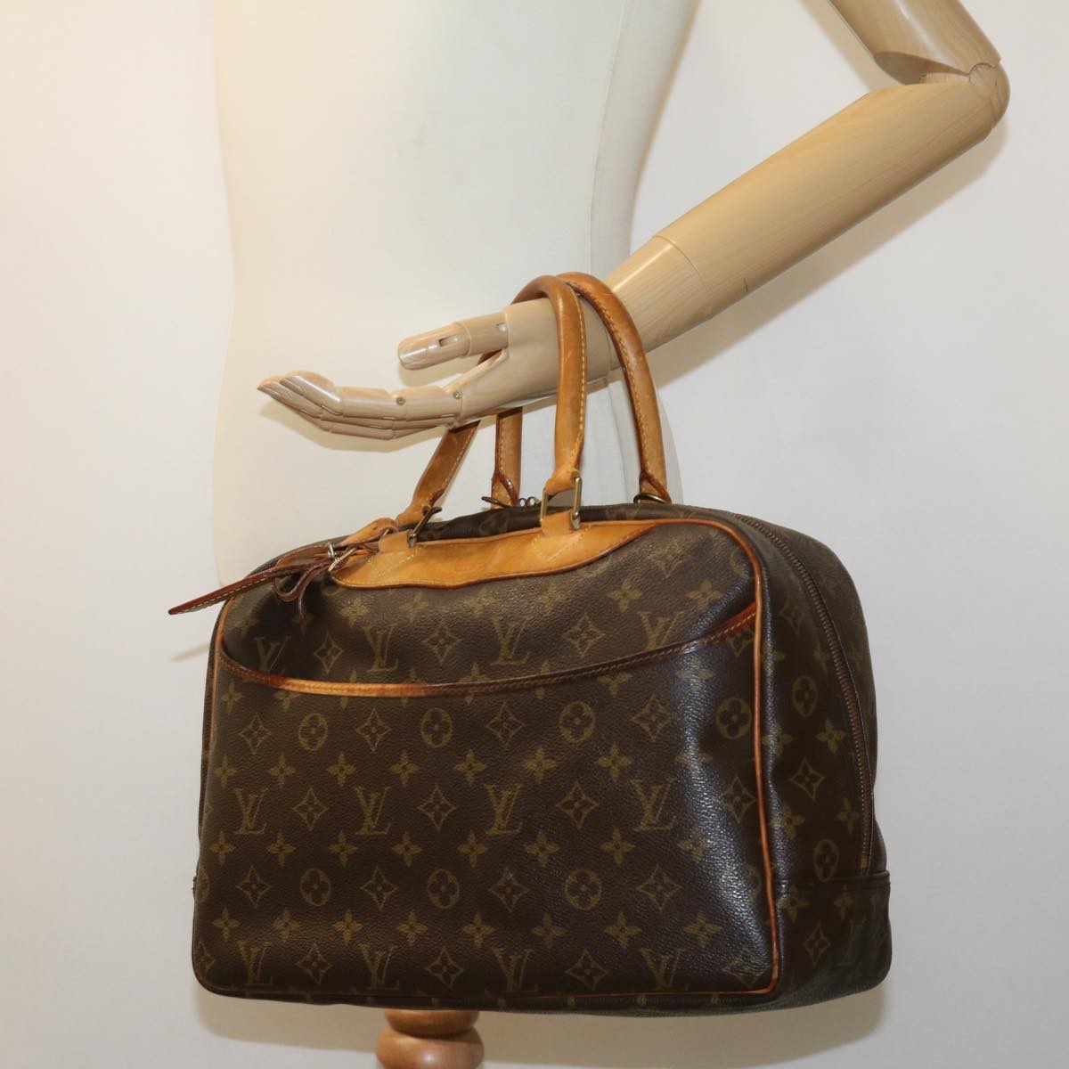 LOUIS VUITTON Monogram Deauville Hand Bag M47270 LV Auth 29715