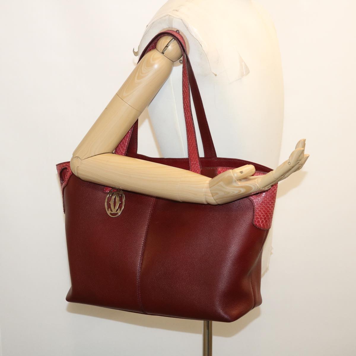 CARTIER Shoulder Bag Leather Red Auth 29820A