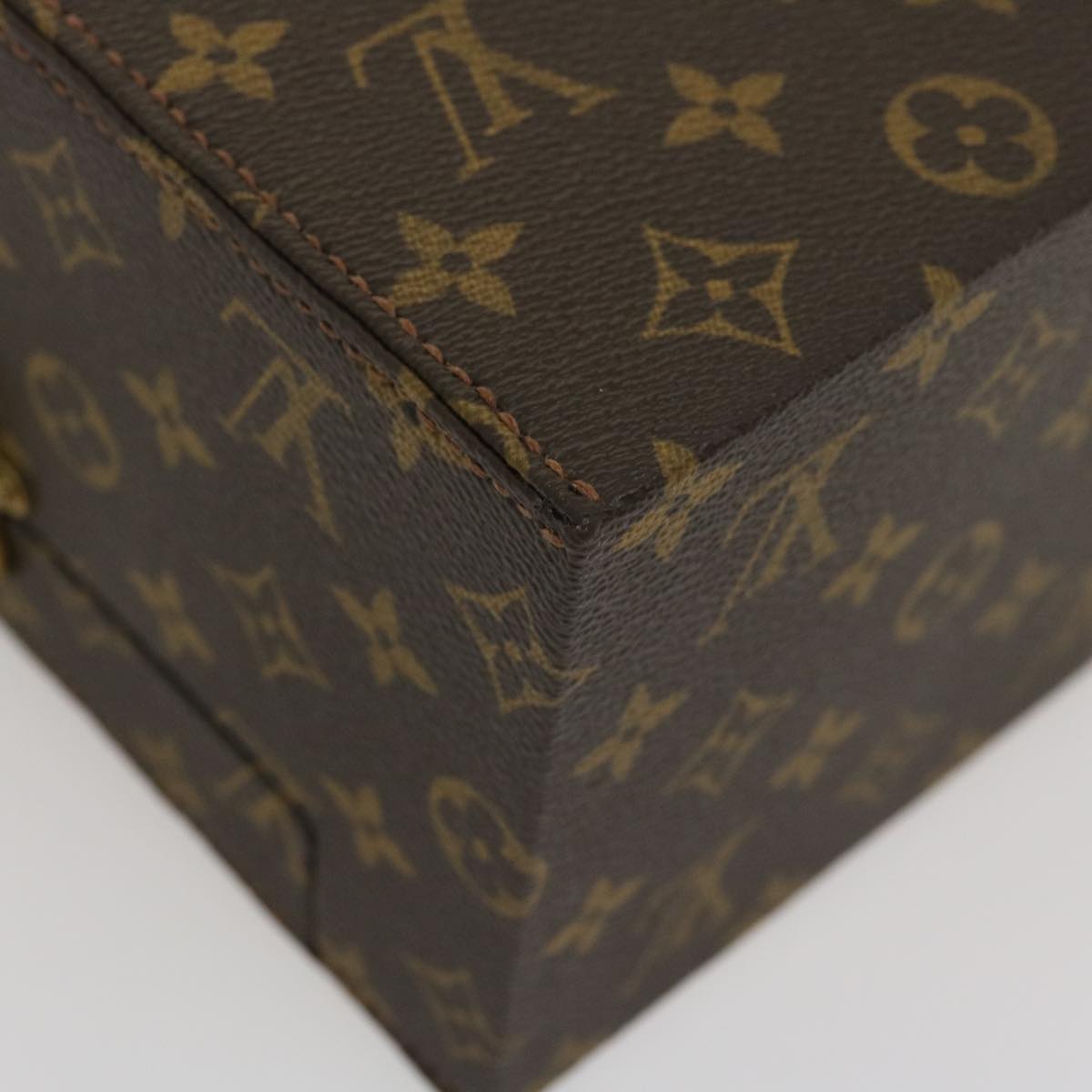 LOUIS VUITTON Monogram Coffret winding machine Accessory Case M48126 Auth 29828A