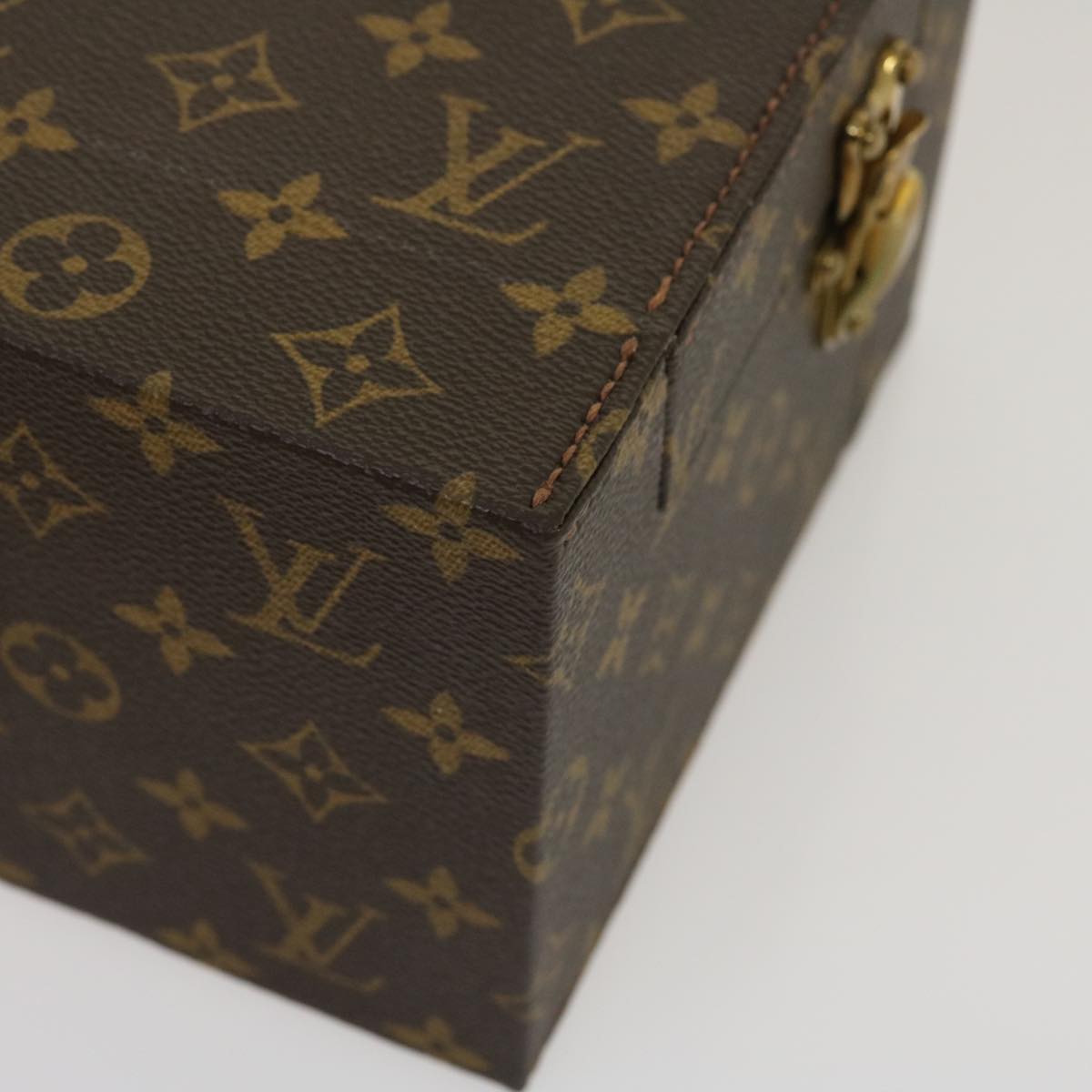 LOUIS VUITTON Monogram Coffret winding machine Accessory Case M48126 Auth 29828A