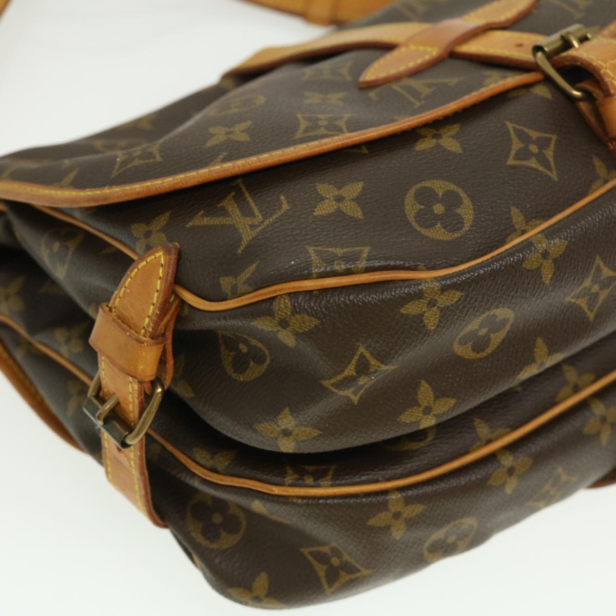 LOUIS VUITTON Monogram Saumur 30 Shoulder Bag M42256 LV Auth 29987