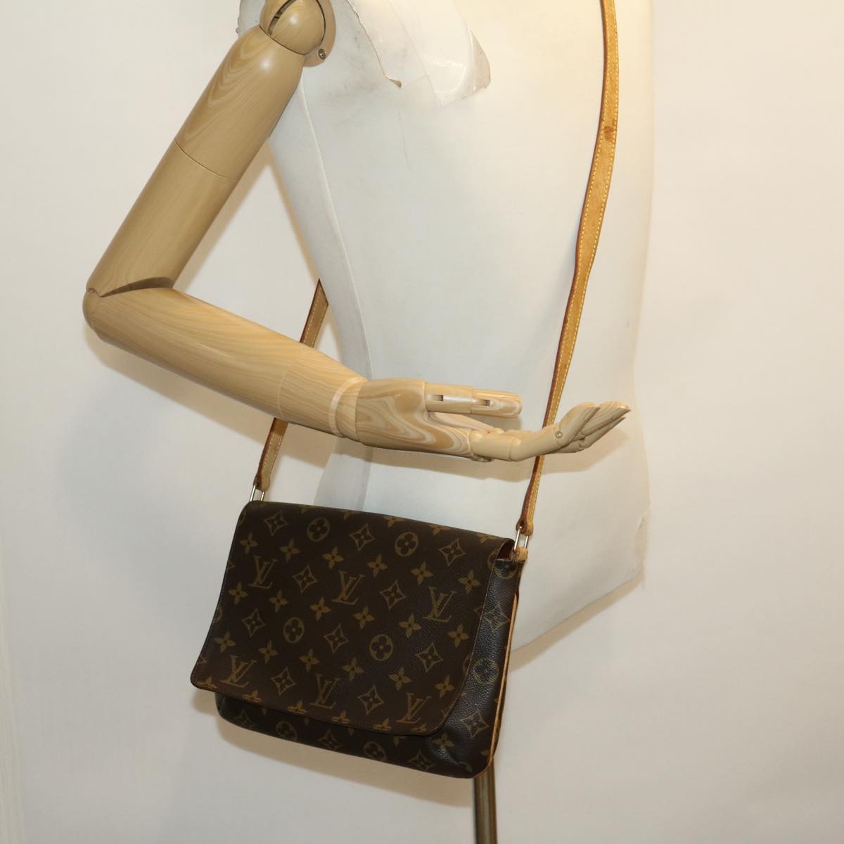 LOUIS VUITTON Monogram Musette Tango Long Strap Shoulder Bag M51388 Auth 30167