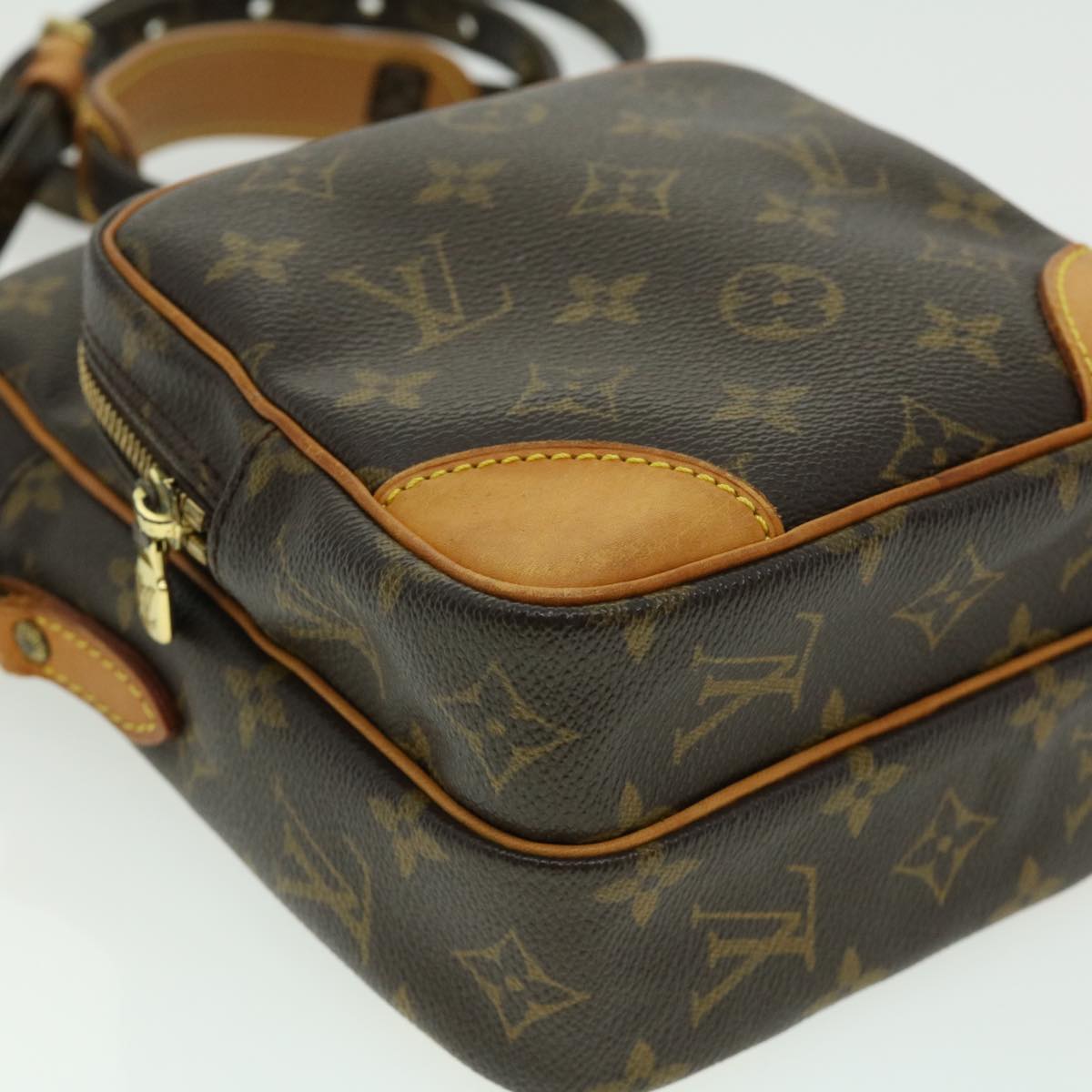 LOUIS VUITTON Monogram Amazon Shoulder Bag M45236 LV Auth 30296