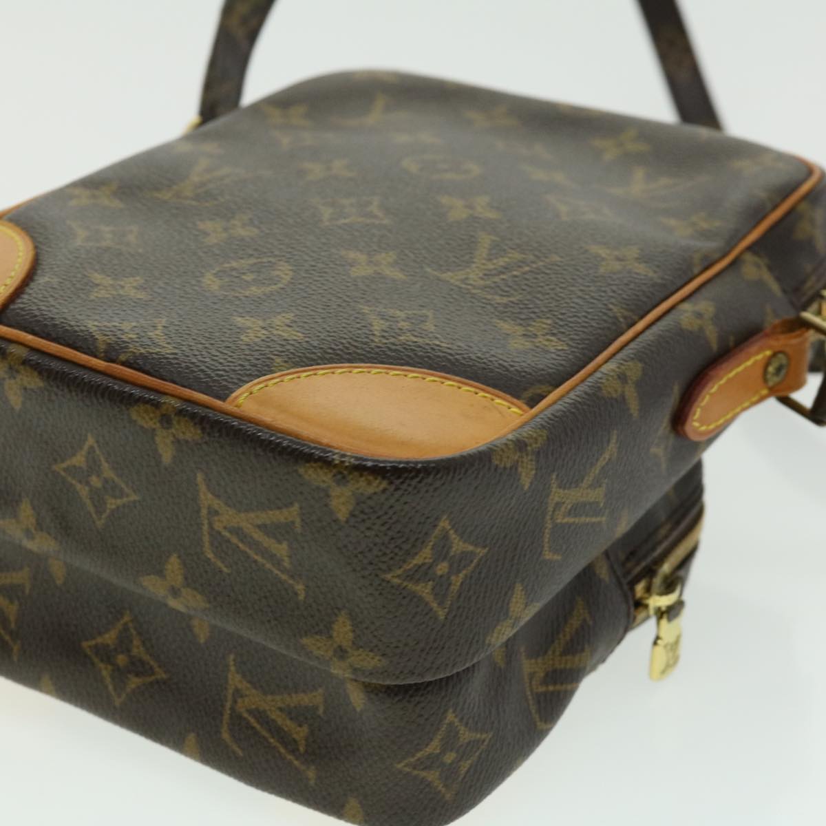 LOUIS VUITTON Monogram Amazon Shoulder Bag M45236 LV Auth 30296