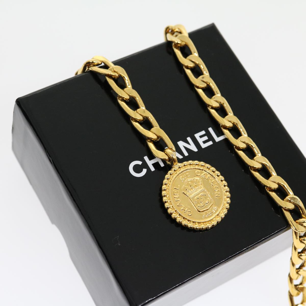 CHANEL Chain Belt metal Gold CC Auth 30372A