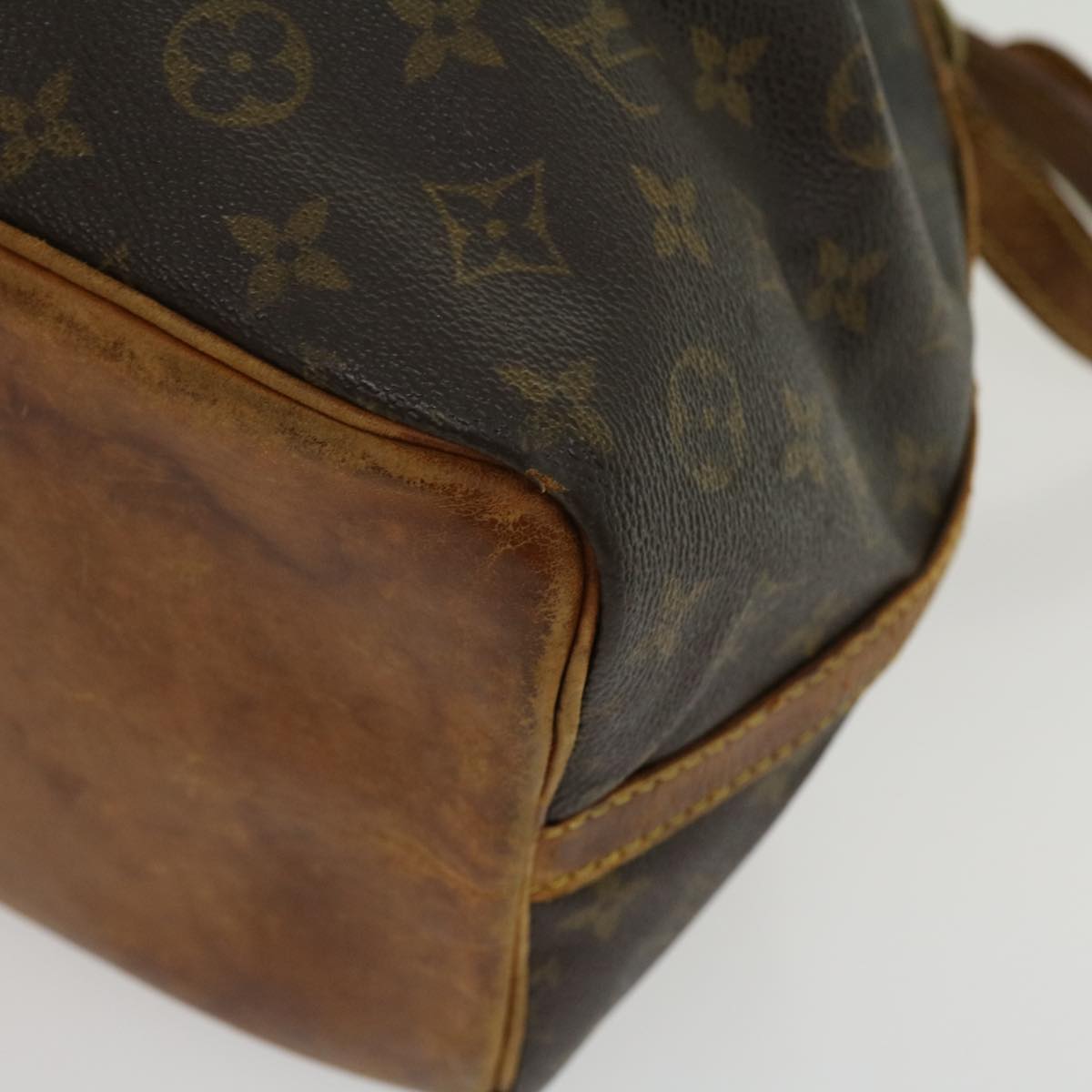 LOUIS VUITTON Monogram Petit Noe Shoulder Bag M42226 LV Auth 30433