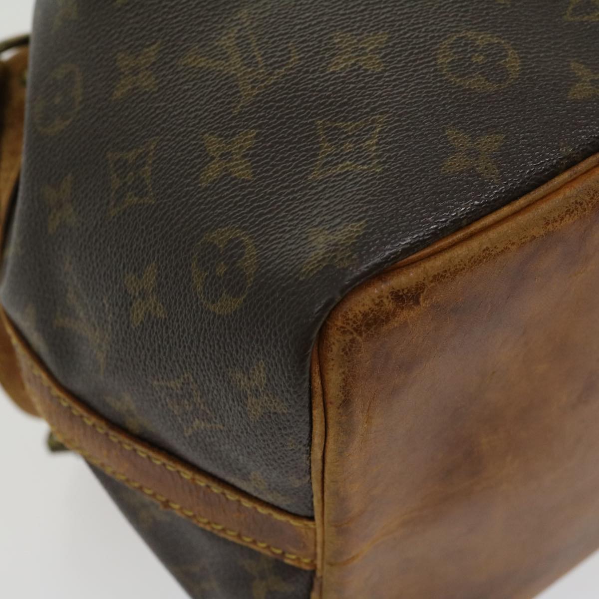 LOUIS VUITTON Monogram Petit Noe Shoulder Bag M42226 LV Auth 30433