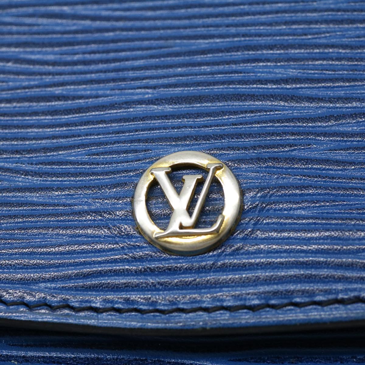 LOUIS VUITTON Epi Montaigne 27 Clutch Bag Blue M52655 LV Auth 30664