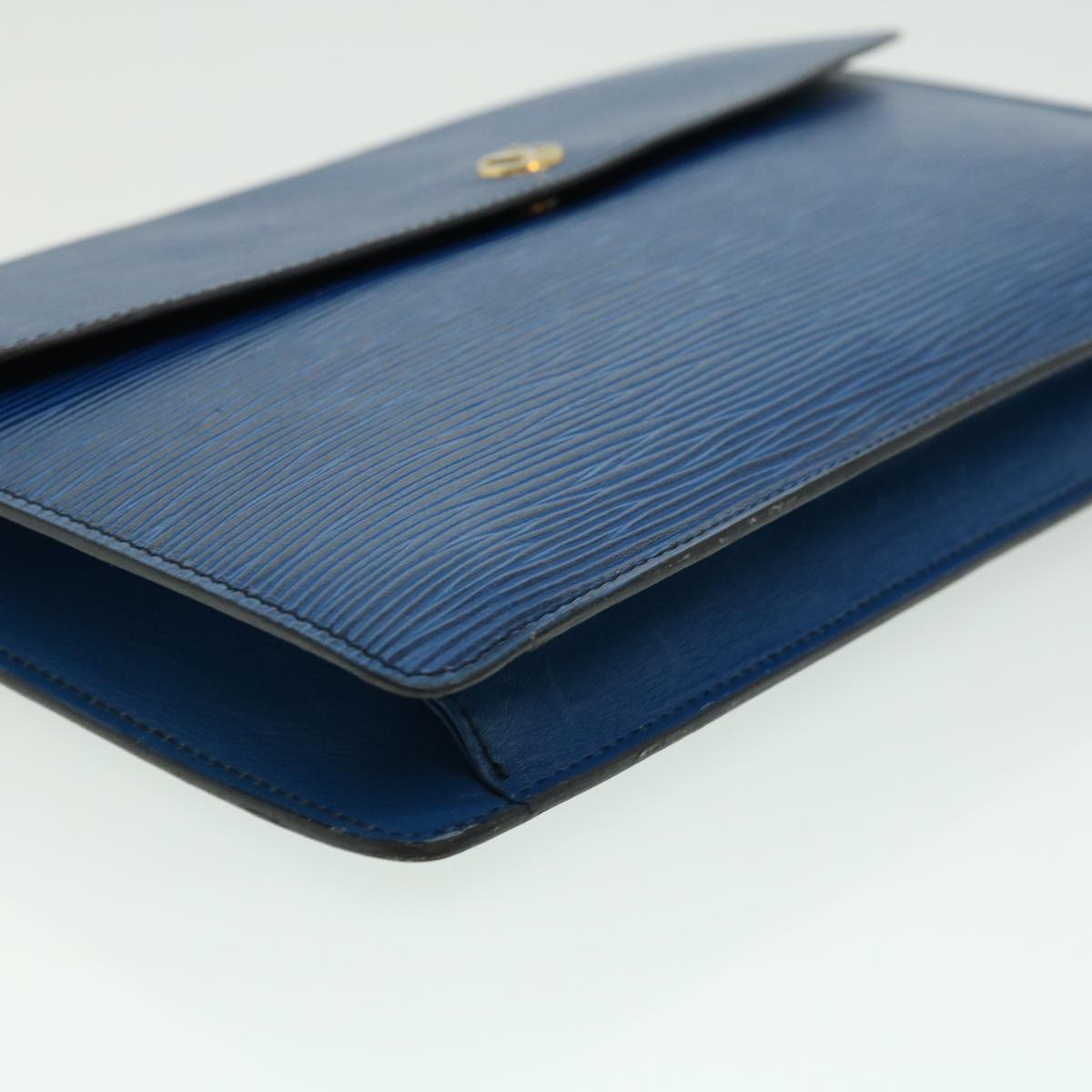 LOUIS VUITTON Epi Montaigne 27 Clutch Bag Blue M52655 LV Auth 30664