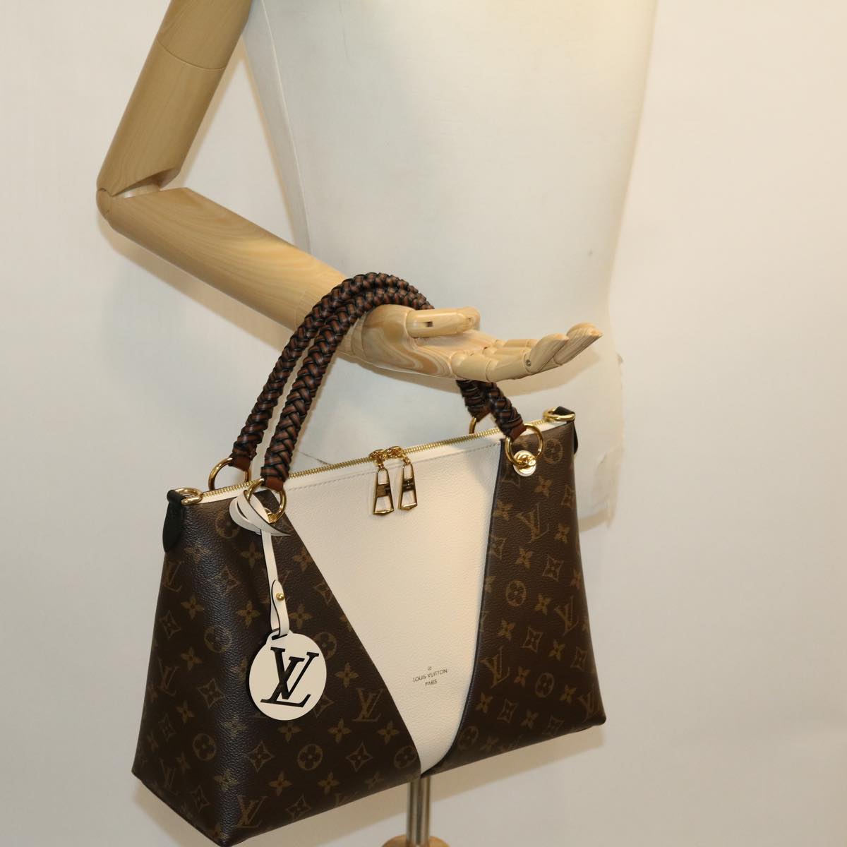 LOUIS VUITTON Monogram V Tote MM Tote Bag 2way M45273 LV Auth 30668A